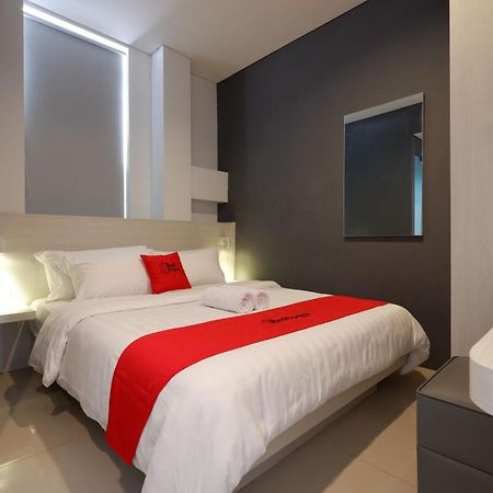 Reddoorz Plus Near Ciputra Mall Simpang Lima Semarang Extérieur photo